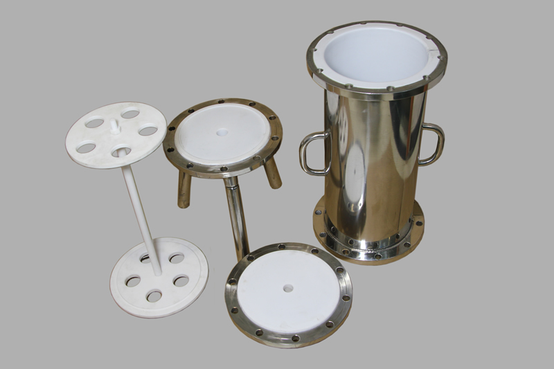 不銹鋼內(nèi)襯四氟過濾器